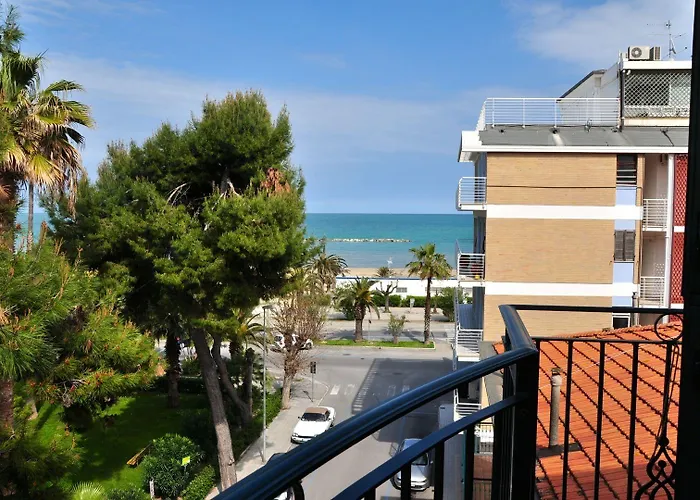 Zodiaco 公寓式酒店 圣贝内代托-德尔特龙托