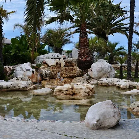 Zodiaco Ξενοδοχείο με διαμερίσματα Σαν Μπενεντέτο ντελ Τρόντο